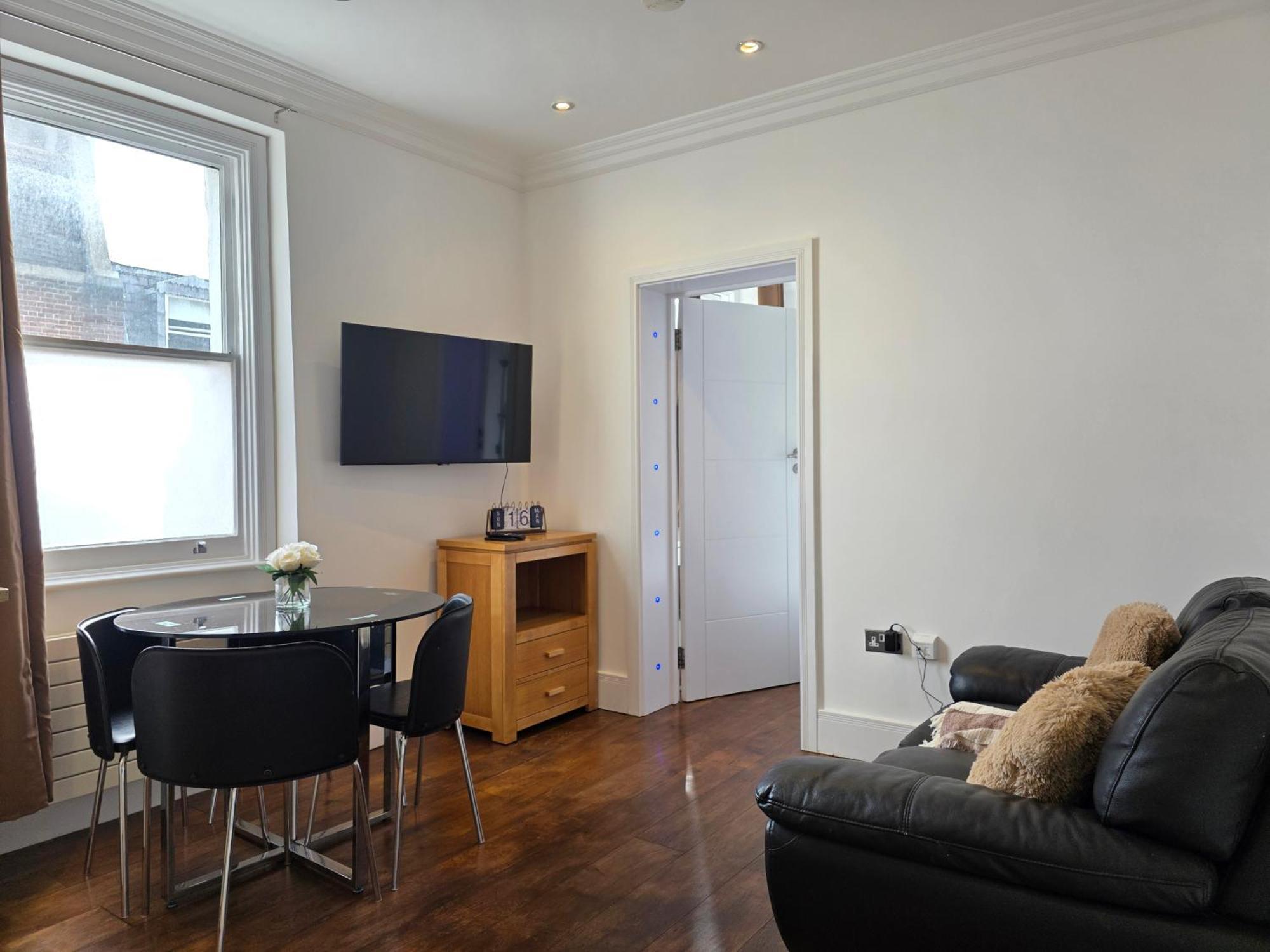Charming 2 Bedroom Flat In Paddington Лондон Экстерьер фото